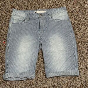 Women's size 6 Levi's‎ Blue and White Striped Shorts cute summer sun boat
